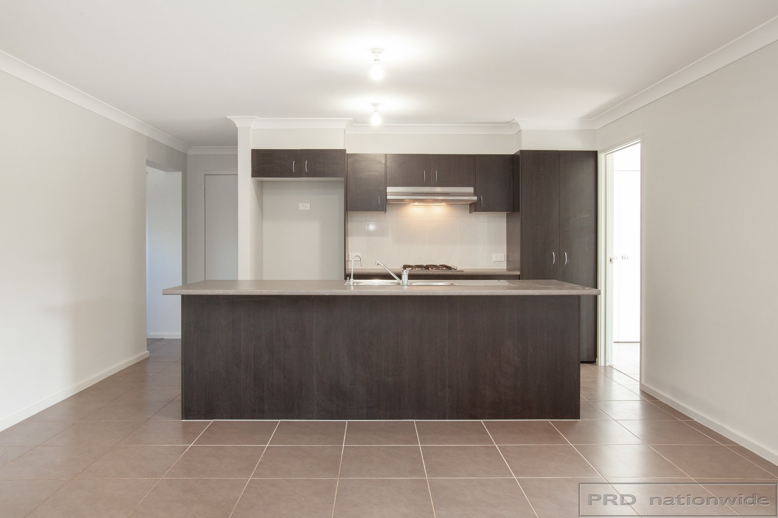 42 Sandpiper Circuit ABERGLASSLYN 6