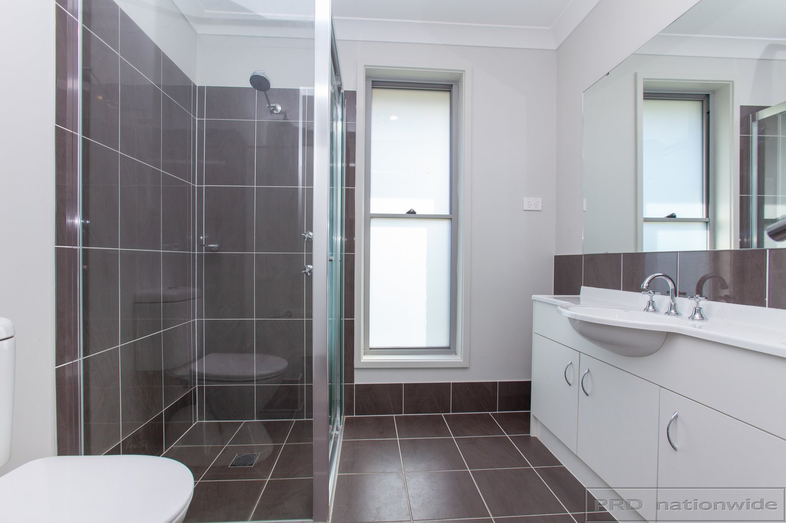 42 Sandpiper Circuit ABERGLASSLYN 13