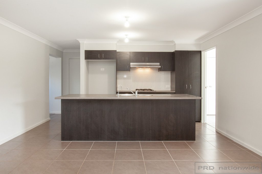 42 Sandpiper Circuit ABERGLASSLYN 6