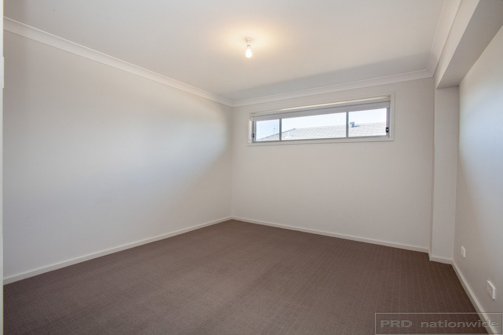 42 Sandpiper Circuit ABERGLASSLYN 8