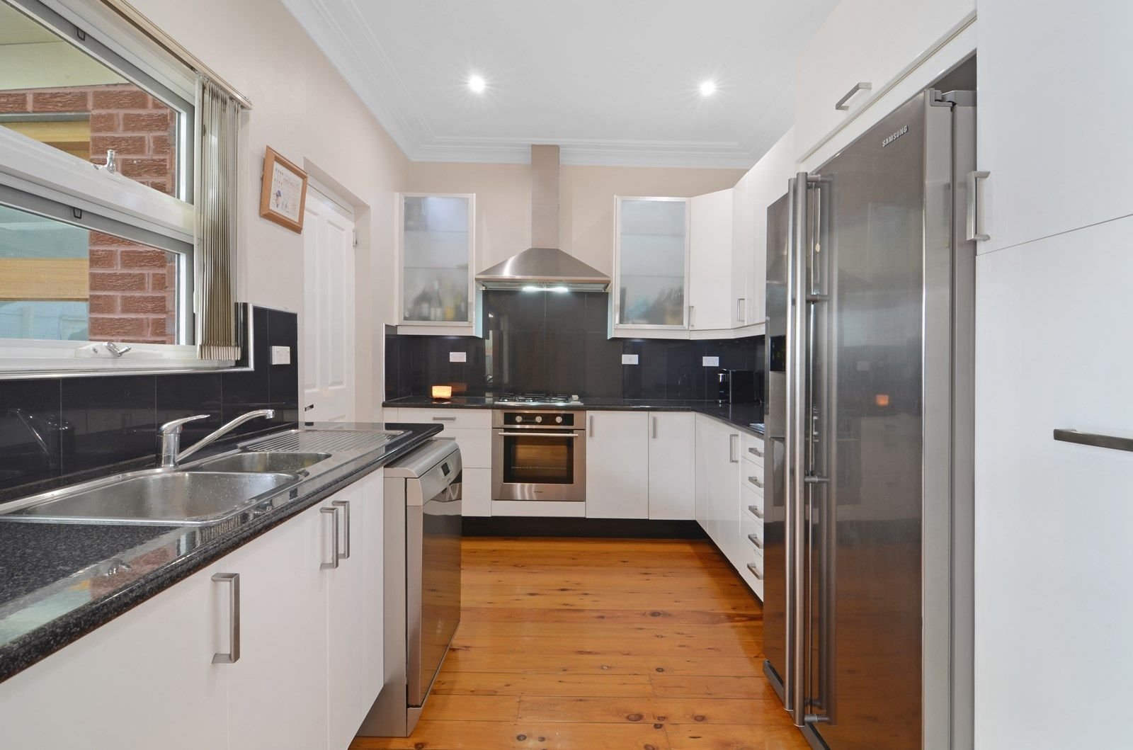 42 Sandringham Street SANS SOUCI 3