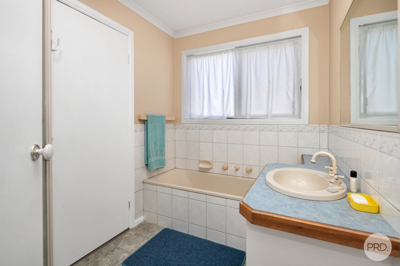 4/2 Sayle Street SEBASTOPOL 10