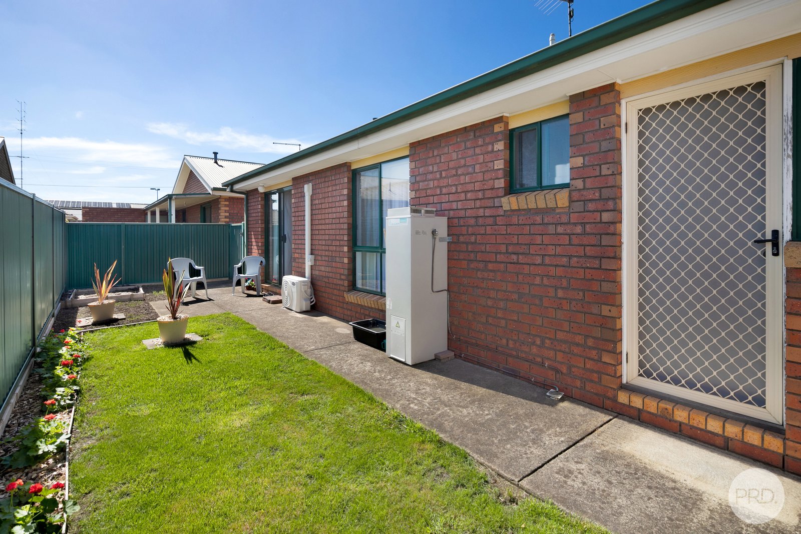 4/2 Sayle Street SEBASTOPOL 12