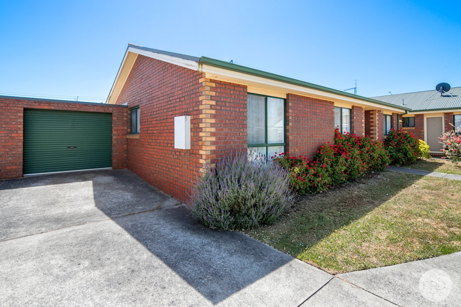 4/2 Sayle Street SEBASTOPOL 2