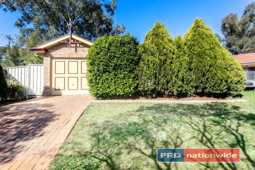 42 Sherwood Circuit PENRITH 2