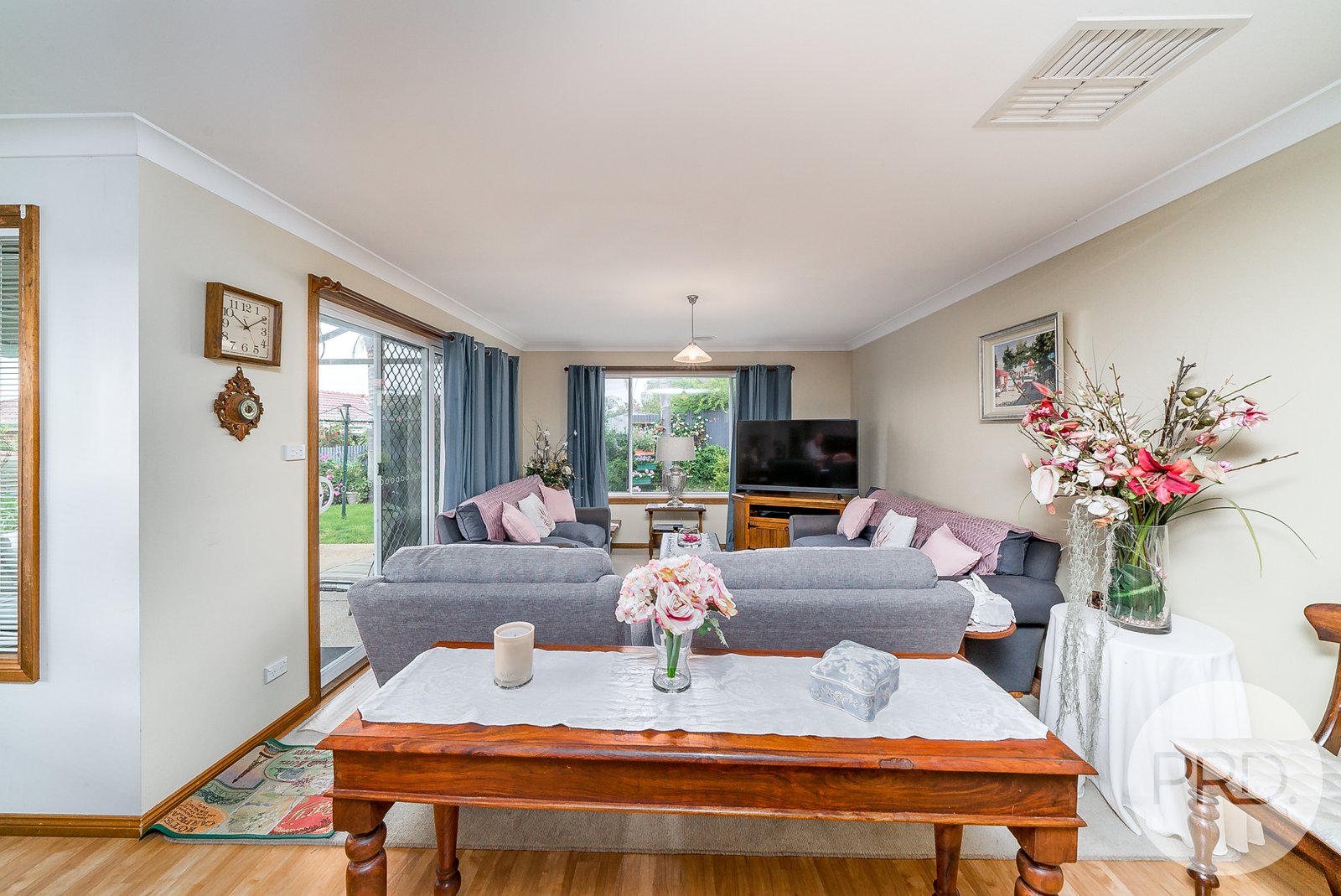 42 Simkin Crescent KOORINGAL 5