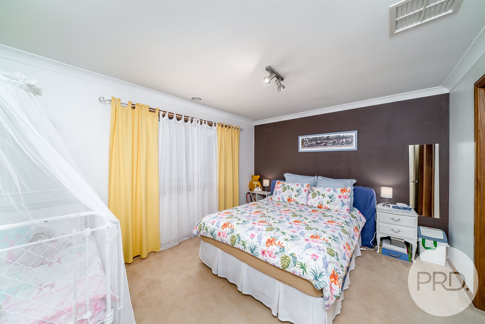 42 Simkin Crescent KOORINGAL 9