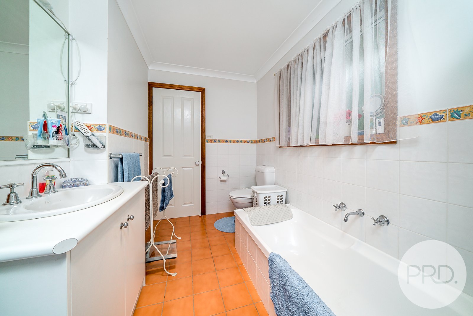 42 Simkin Crescent KOORINGAL 12