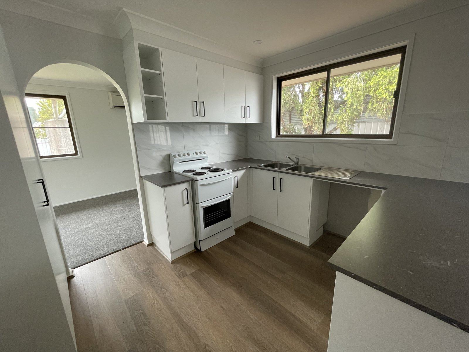 42 Single Street WERRIS CREEK 9