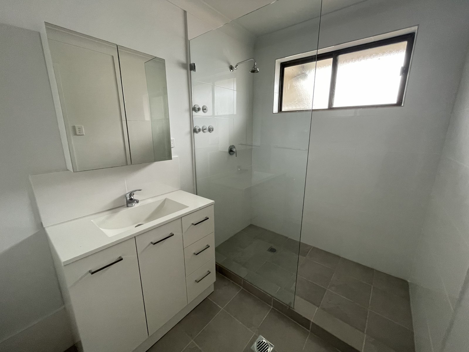 42 Single Street WERRIS CREEK 11