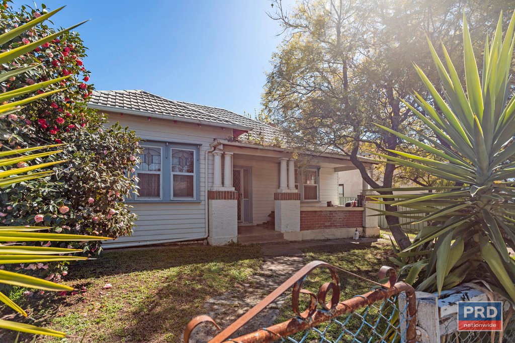 42 Somerville Street FLORA HILL 1