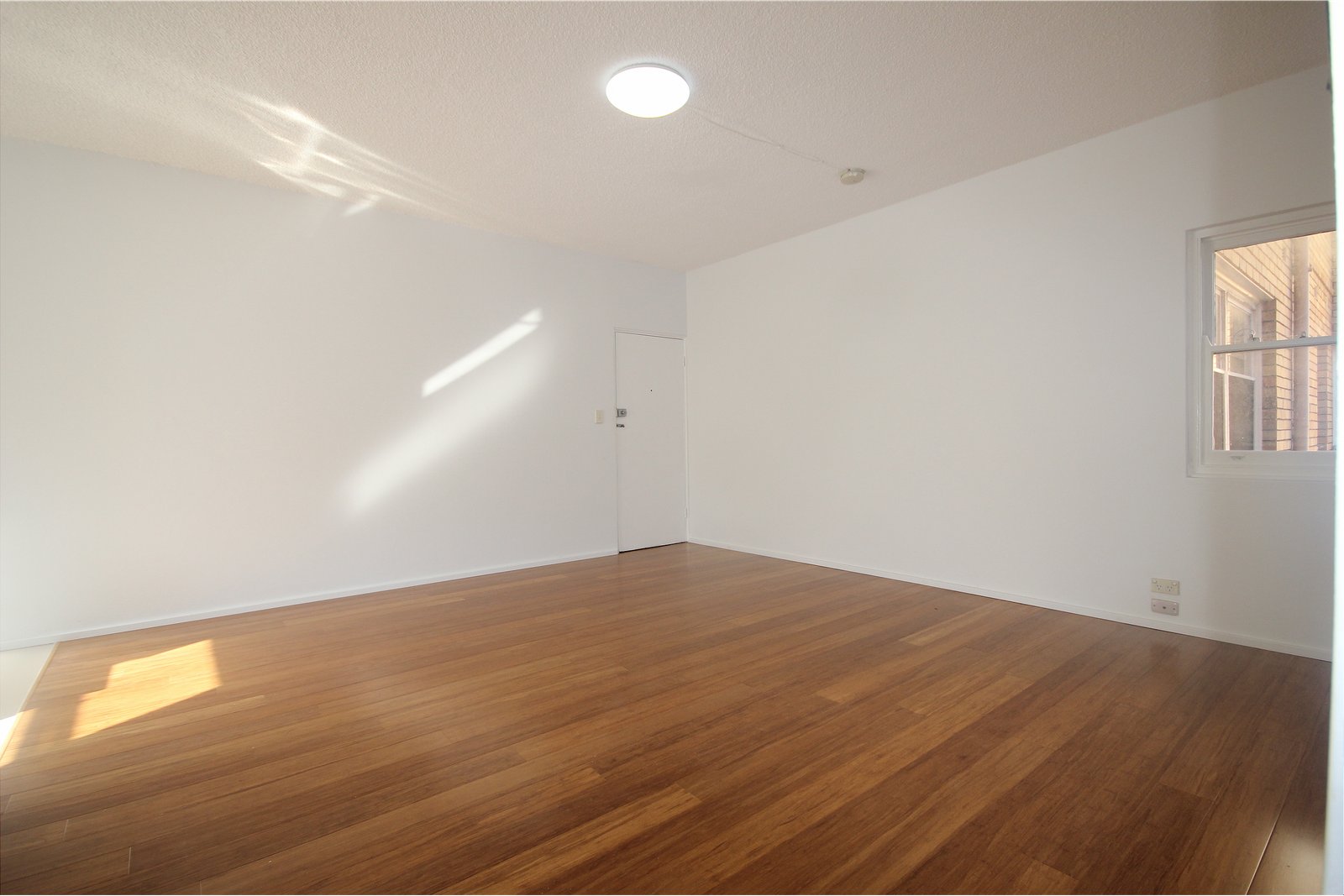 4/2 Station Street KOGARAH 2