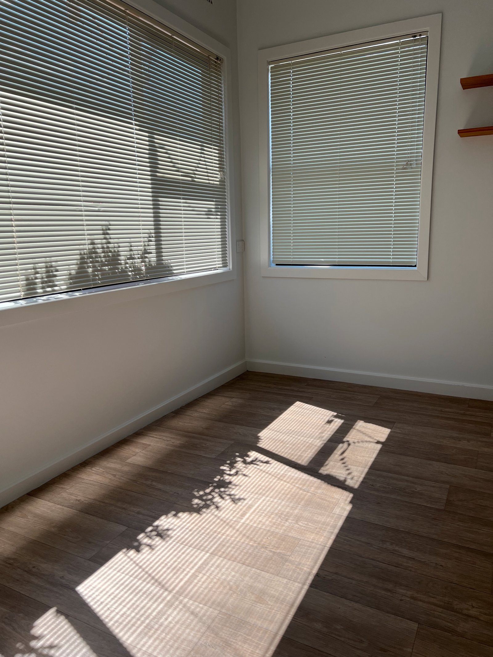 42 Stuart St  Kotara South 6