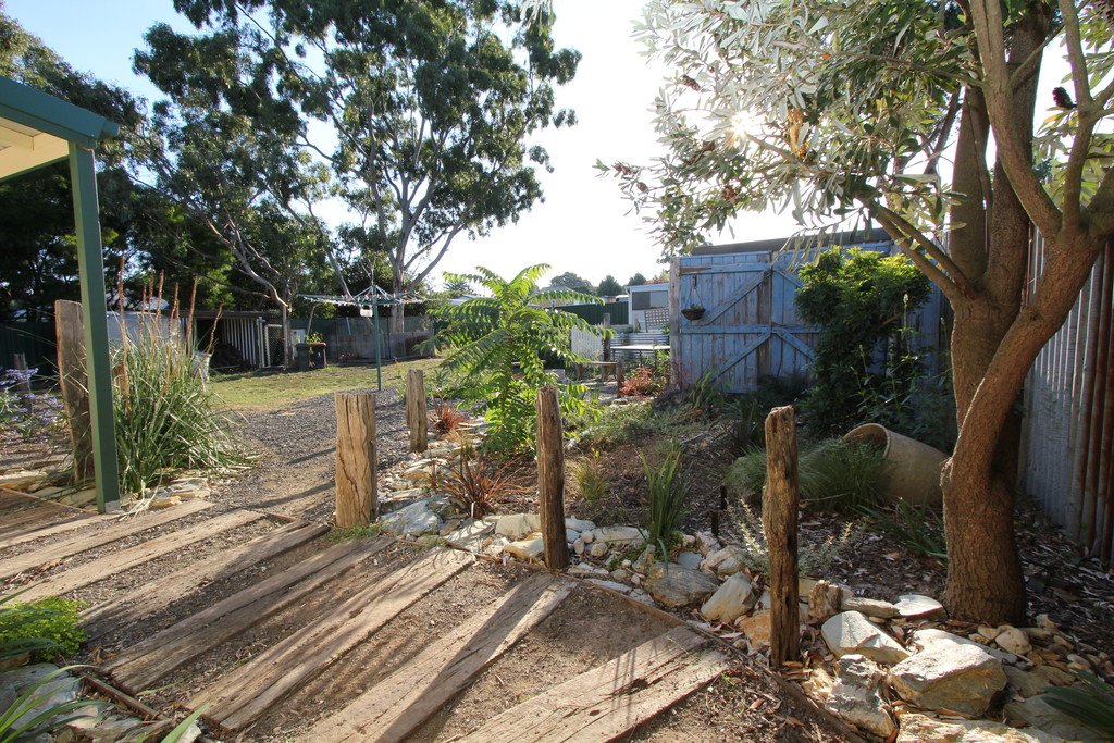 42 Surrey Street LINTON 12