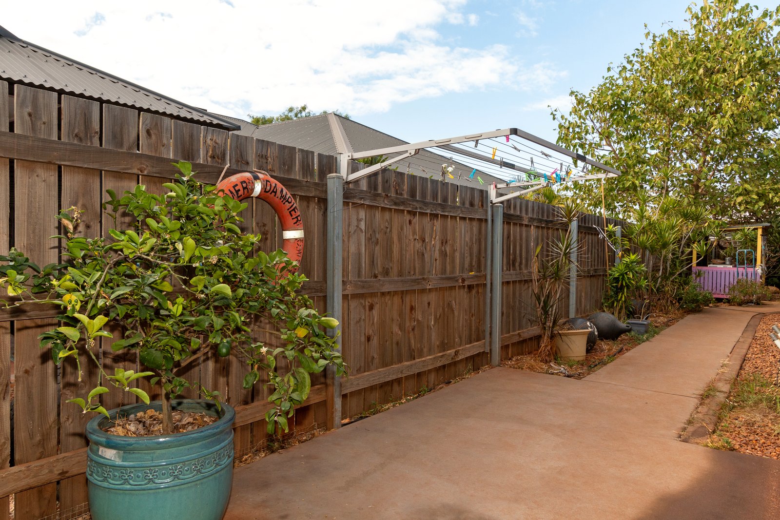 42 Tanami Drive BILINGURR 28