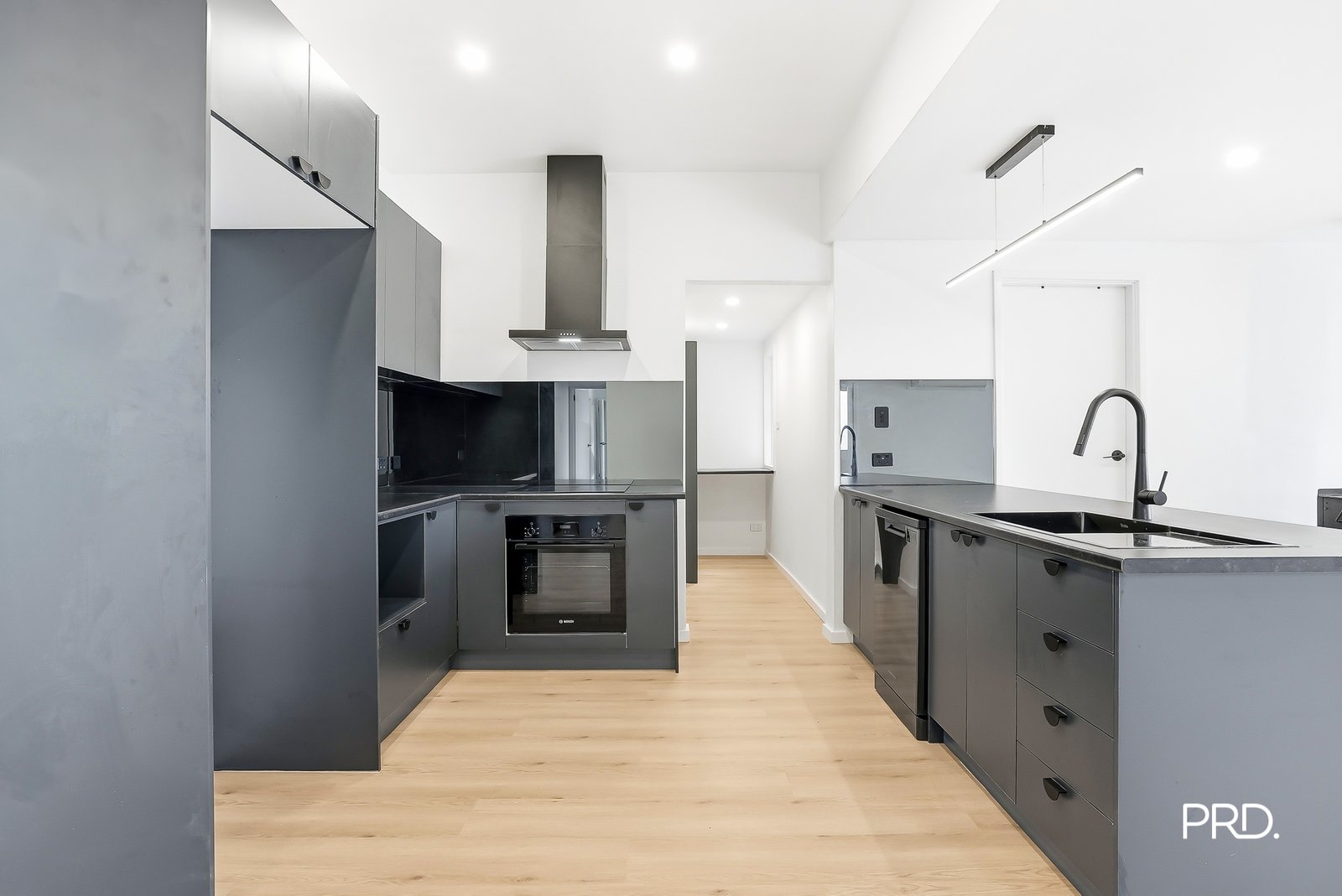 42 Terrace Falls Rd  Hazelbrook 2