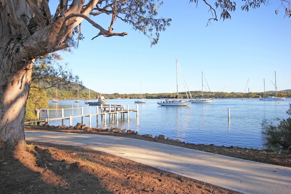 42 The Boulevarde  DUNBOGAN 17