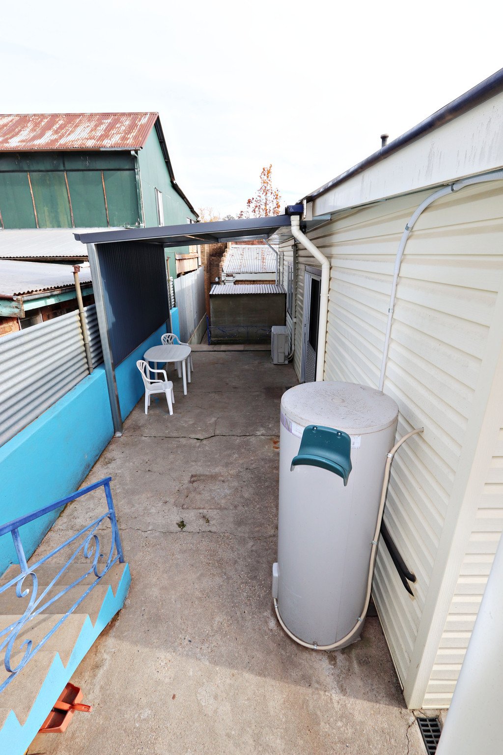 42 The Parade TUMBARUMBA 7