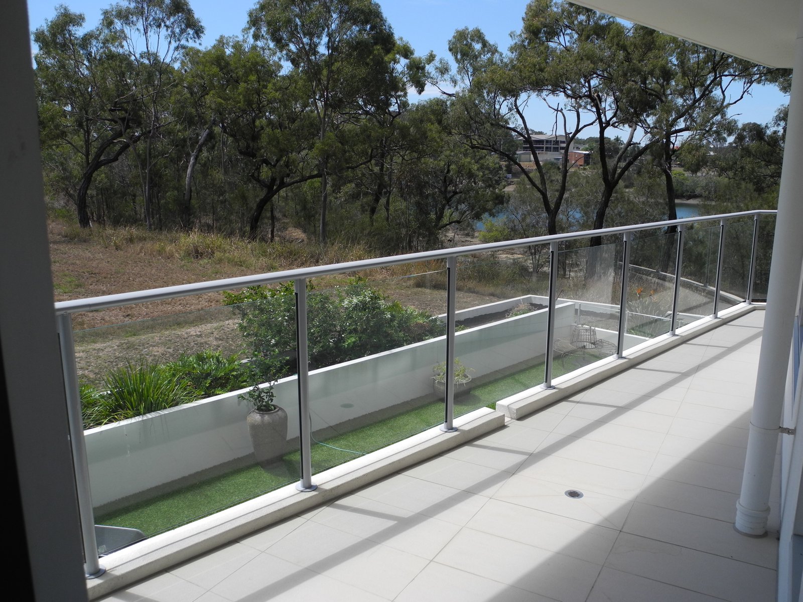 4/2 The Promenade BOYNE ISLAND 7