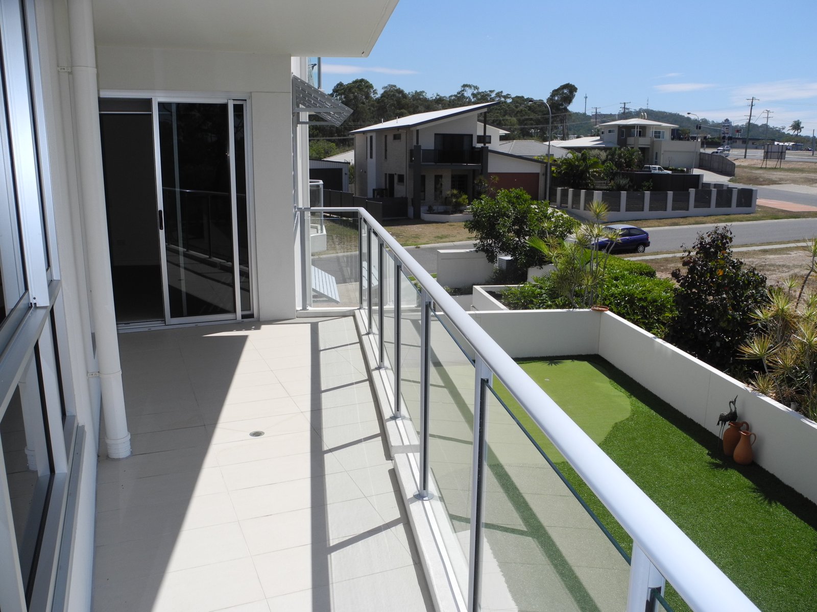 4/2 The Promenade BOYNE ISLAND 19