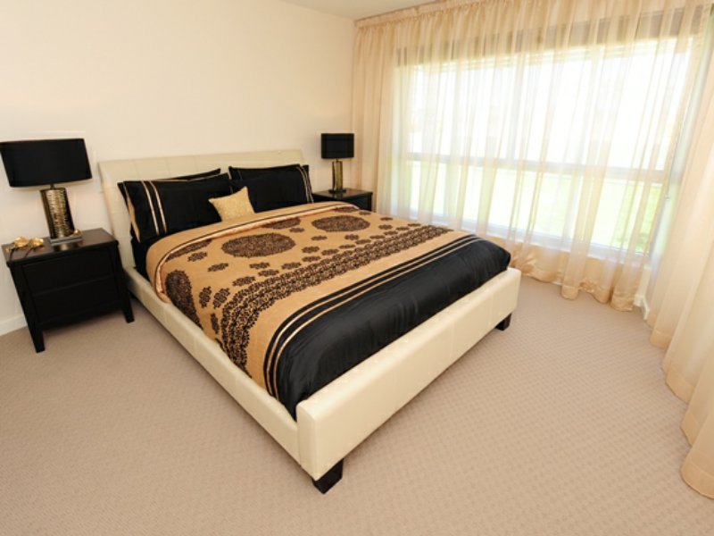 4/2 The Promenade BOYNE ISLAND 5
