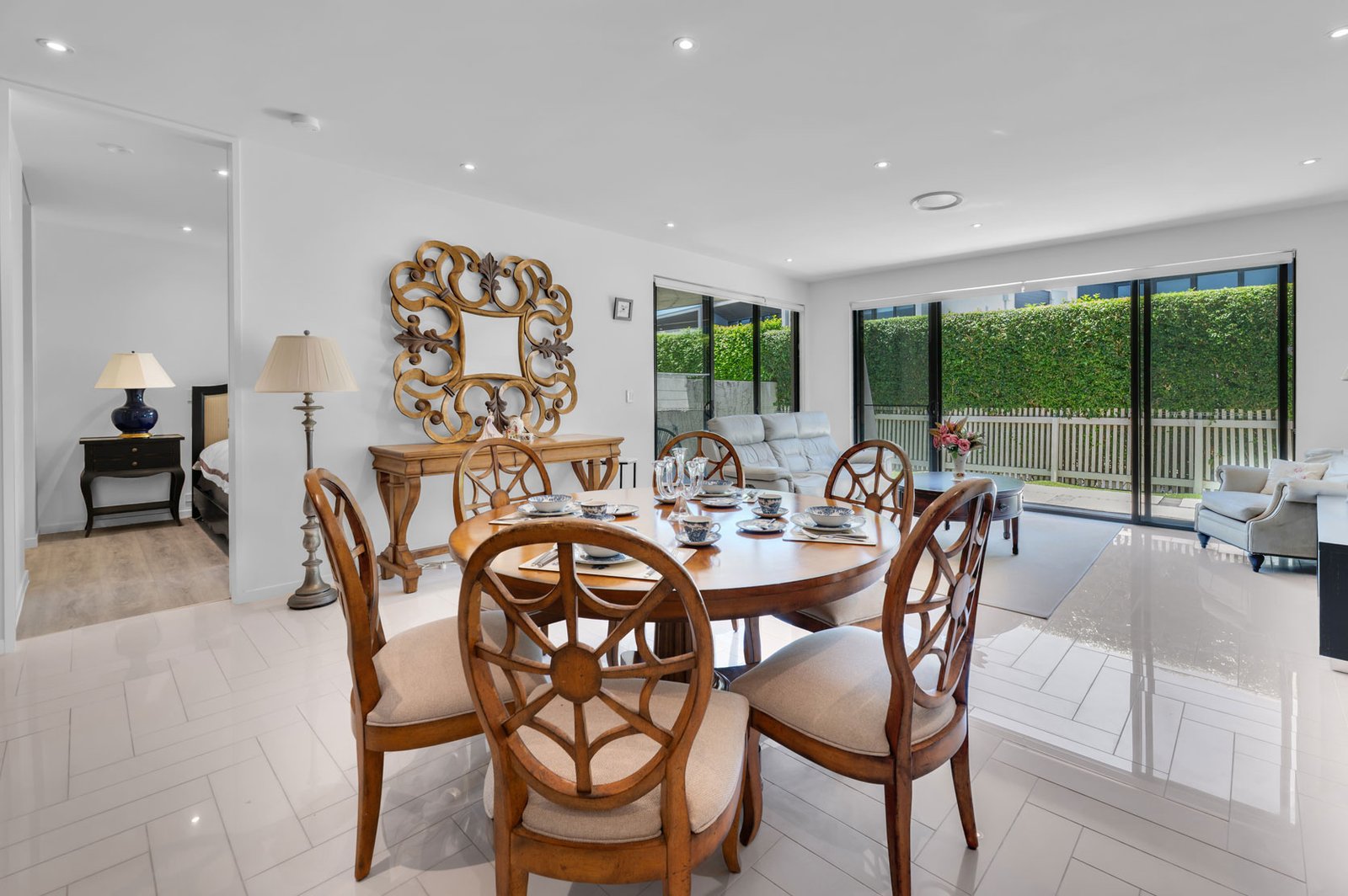 42 Theatre Drive BENOWA 7