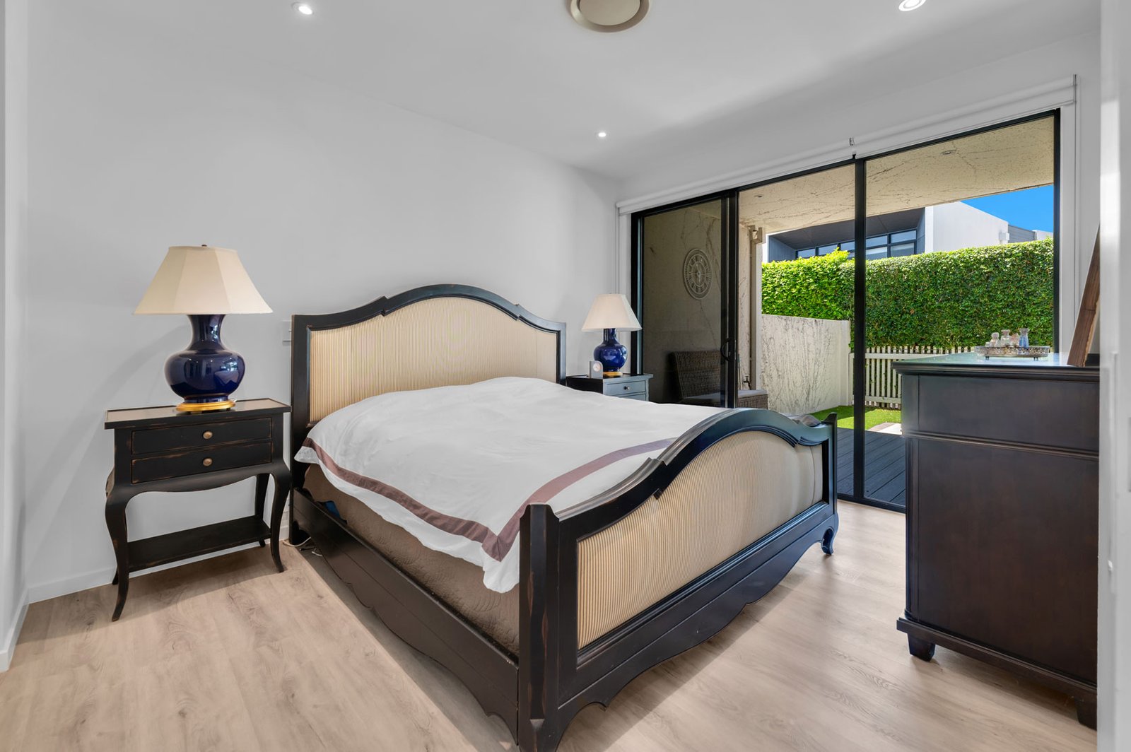 42 Theatre Drive BENOWA 11