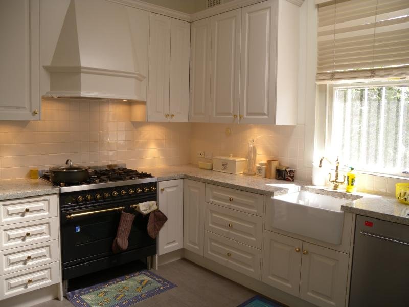 Gallery: 42 Thompson Street