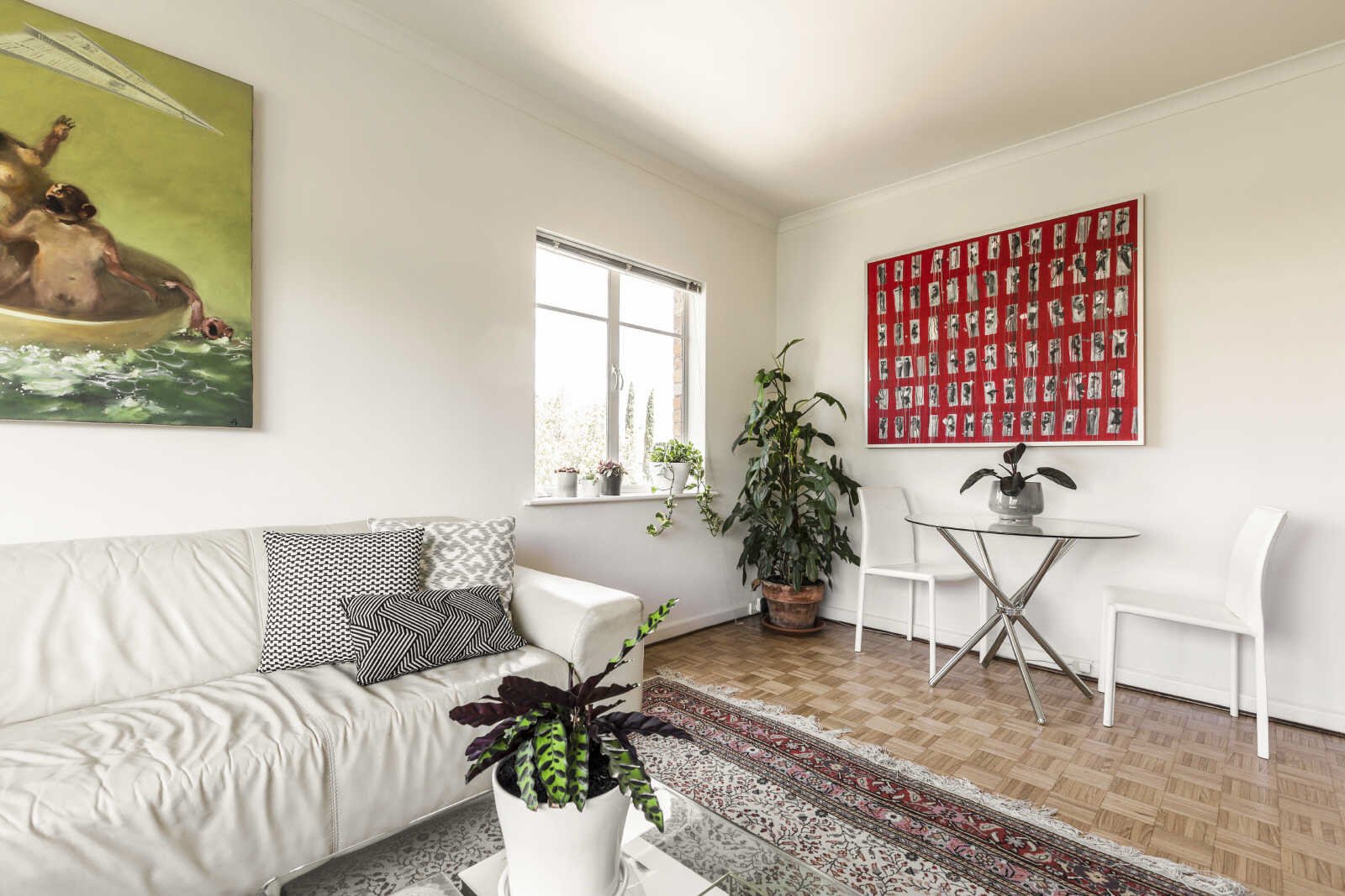 Gallery: 4/2 Tivoli Place