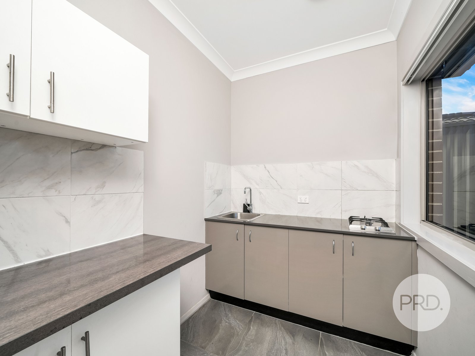 42 Tokyo Road AUSTRAL 14