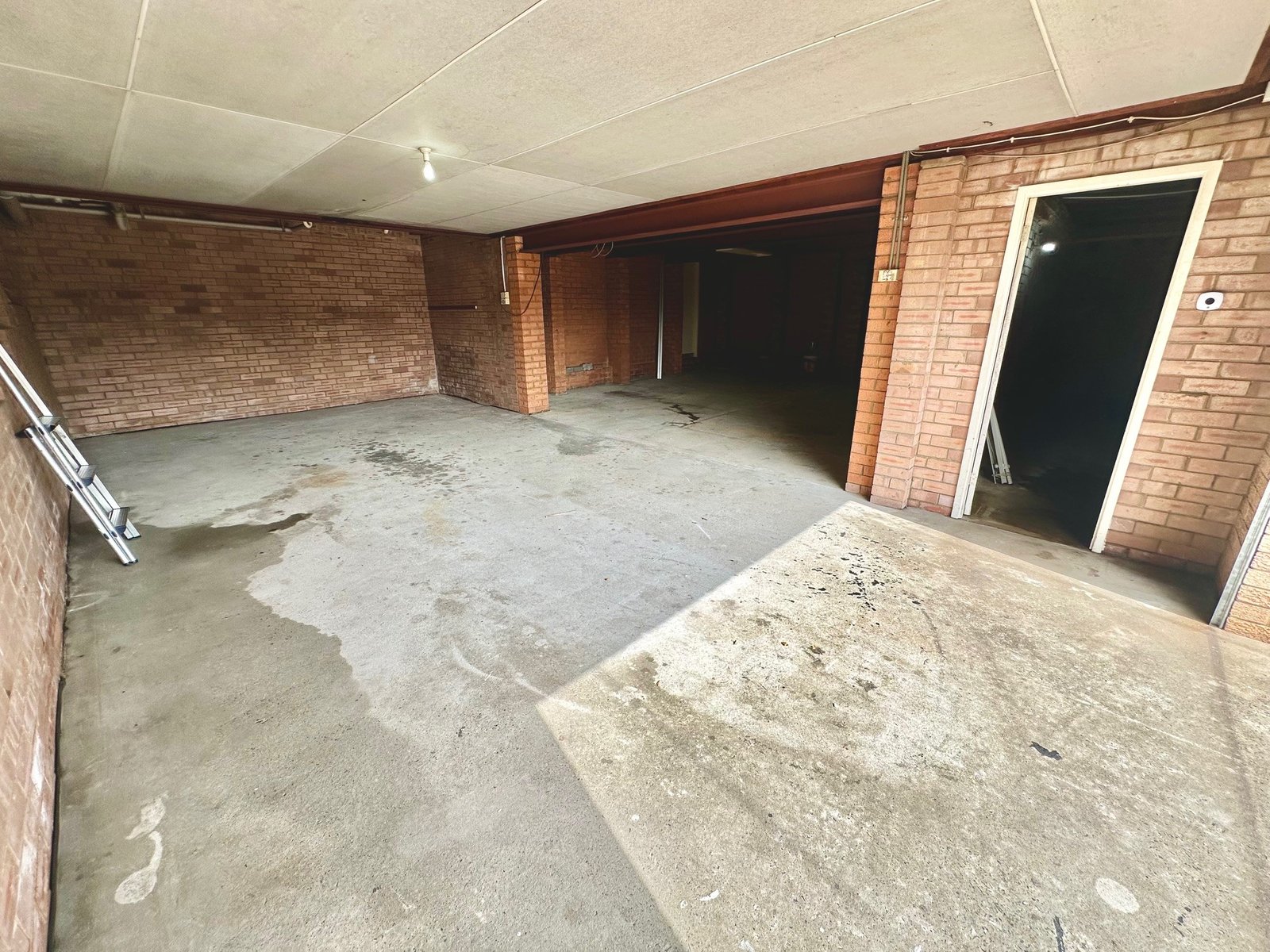 42 Trevelyan Street BOTANY 9