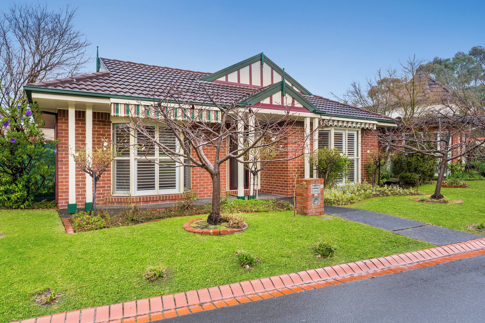 42 Vaughan Crescent, Kew East, 3102