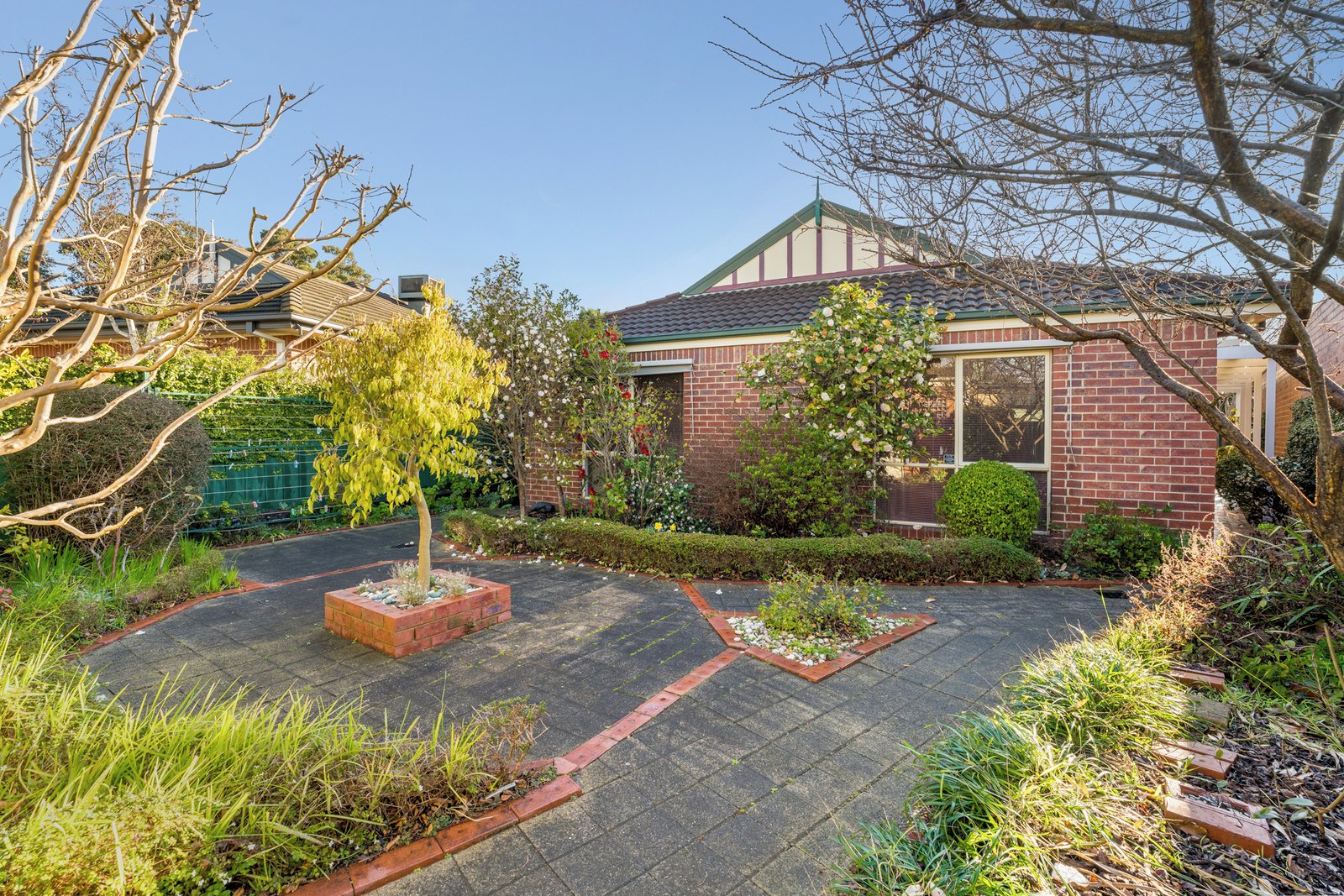 42 Vaughan Crescent, Kew East, 3102