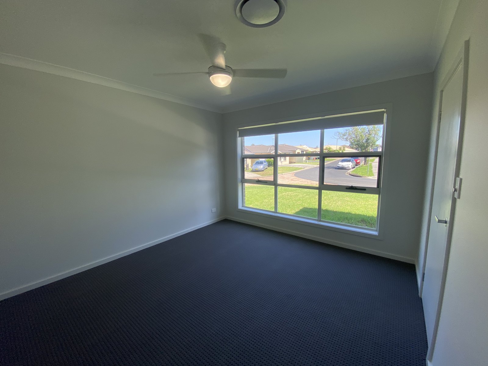 42 Vlatko Drive WEST HOXTON 4