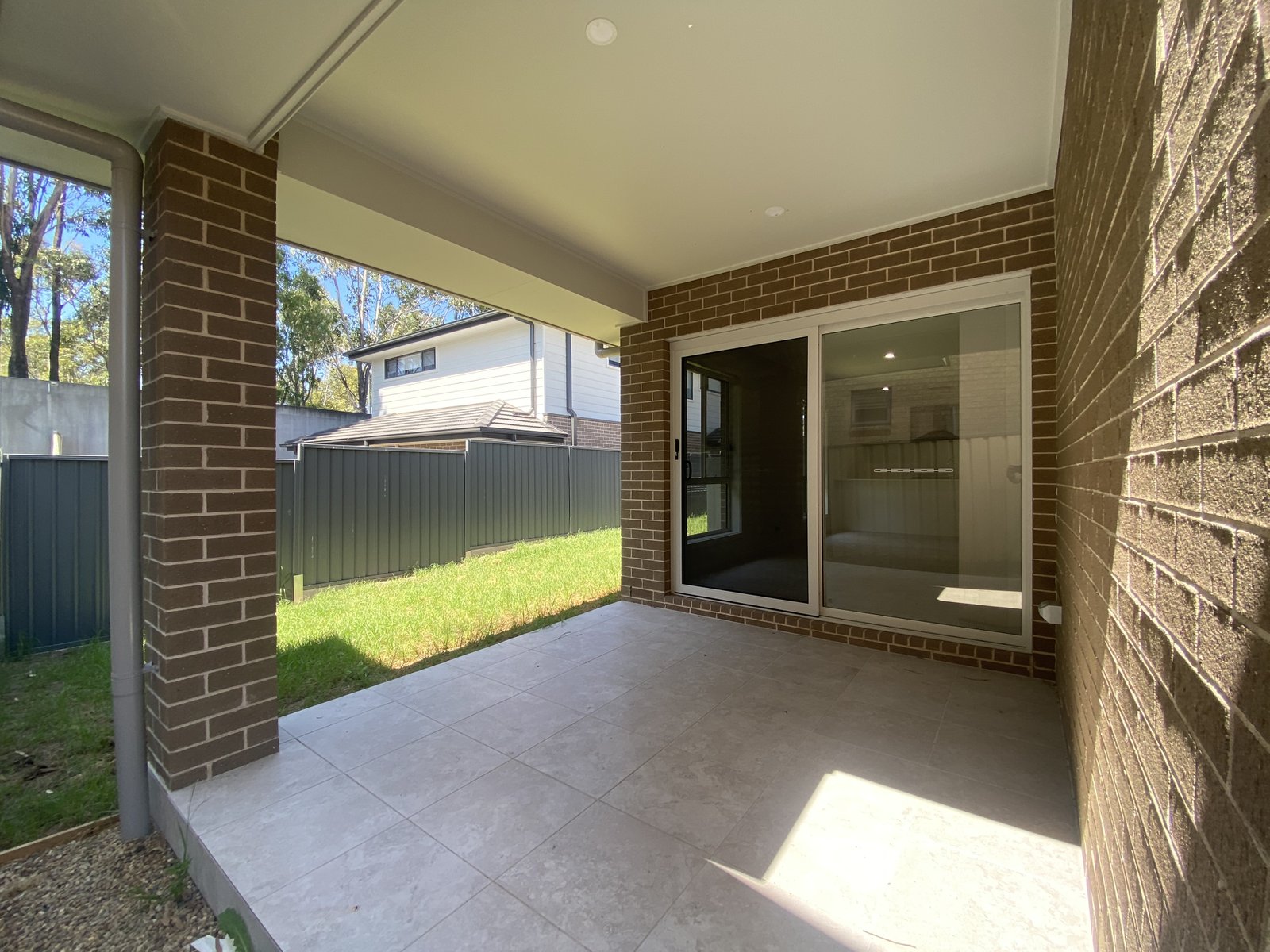 42 Vlatko Drive WEST HOXTON 17