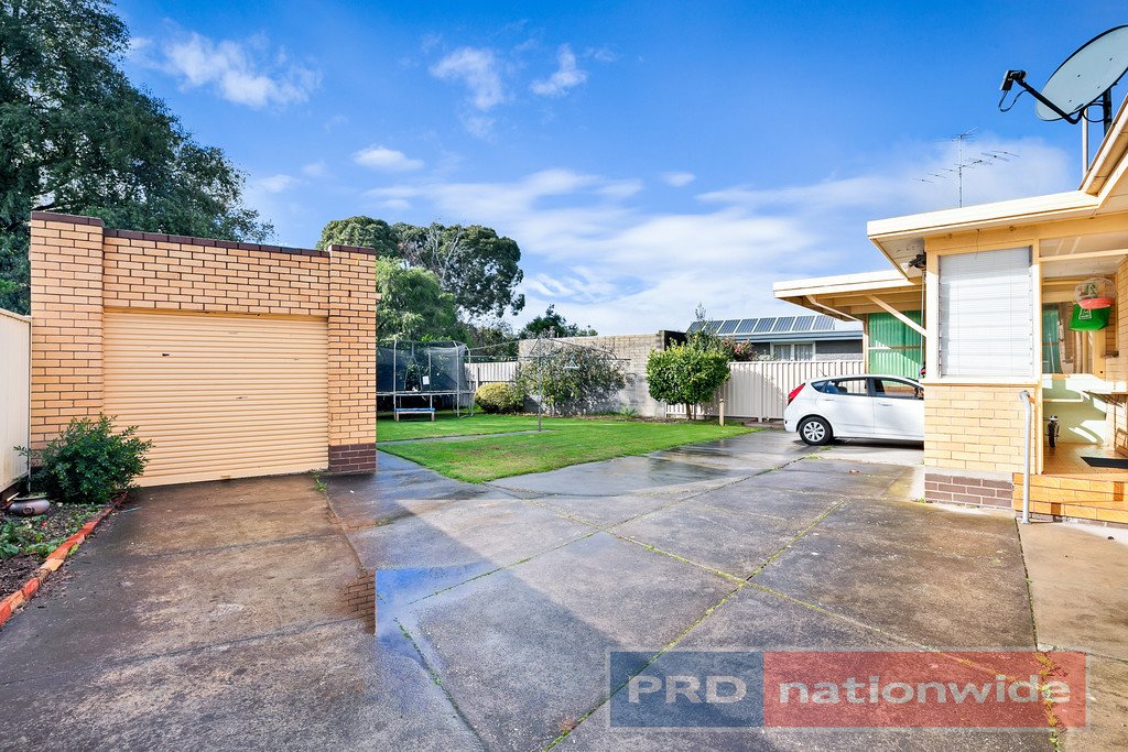 42 Waller Avenue NEWINGTON 8
