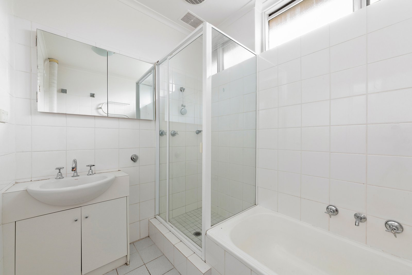 Gallery: 4/2 Wando Grove