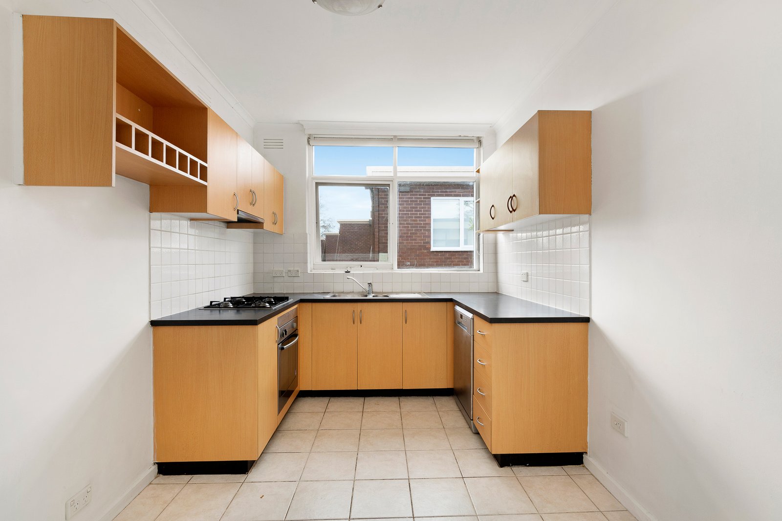 Gallery: 4/2 Wando Grove