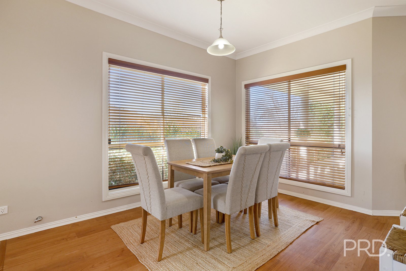42 Warwick Road HILLVUE 12