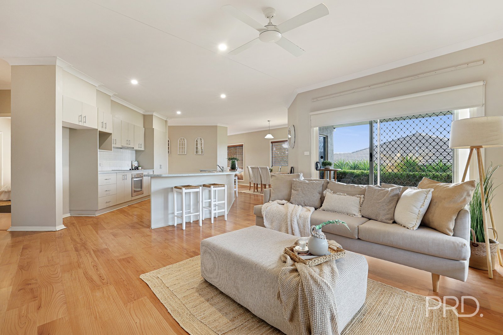 42 Warwick Road HILLVUE 17