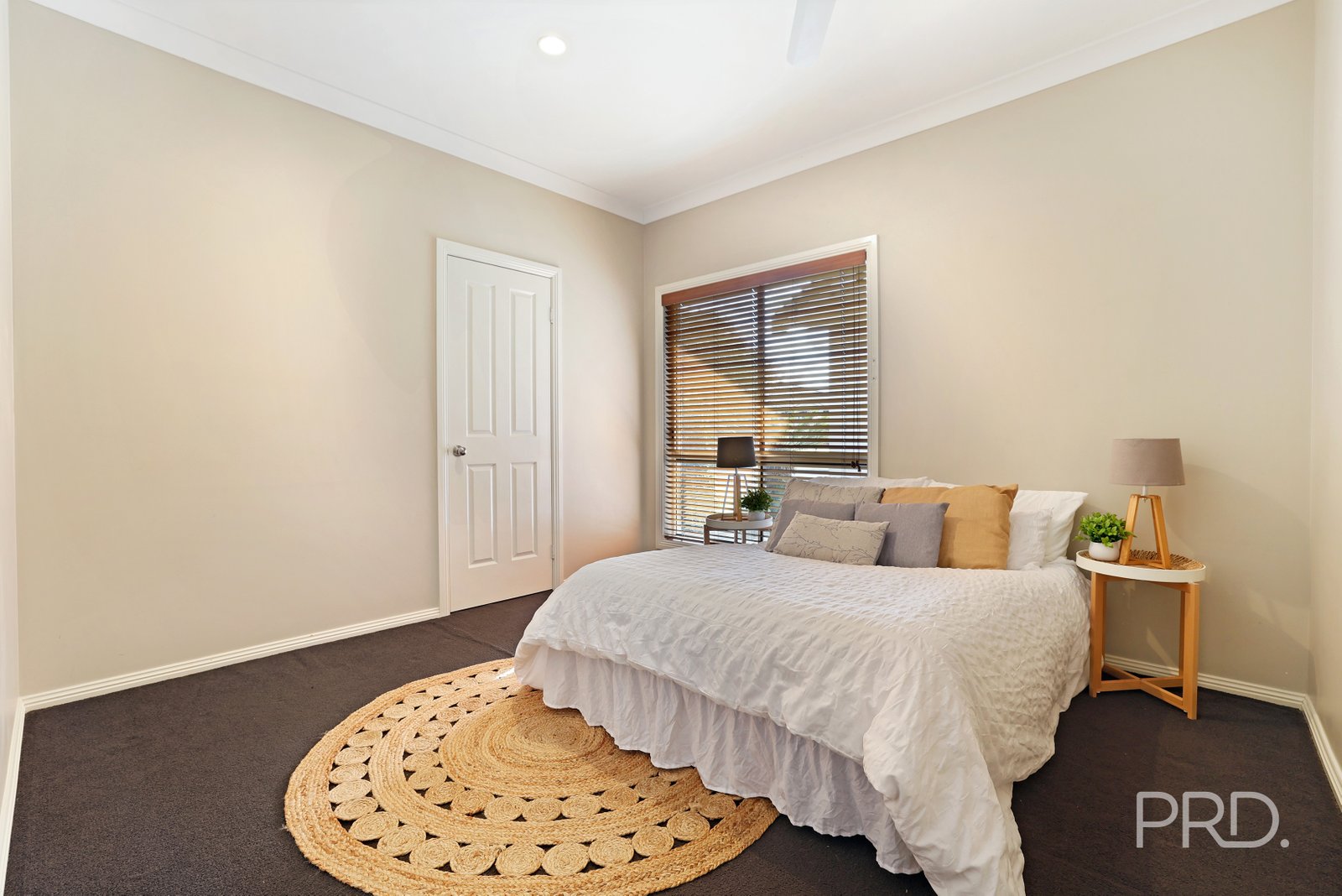 42 Warwick Road HILLVUE 18
