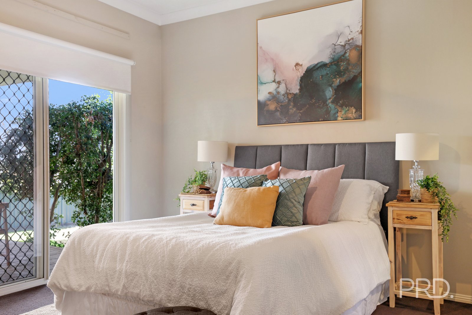 42 Warwick Road HILLVUE 24