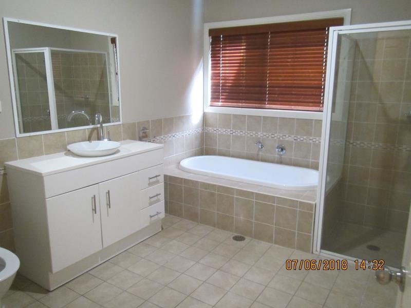 42 Warwick Road TAMWORTH 5