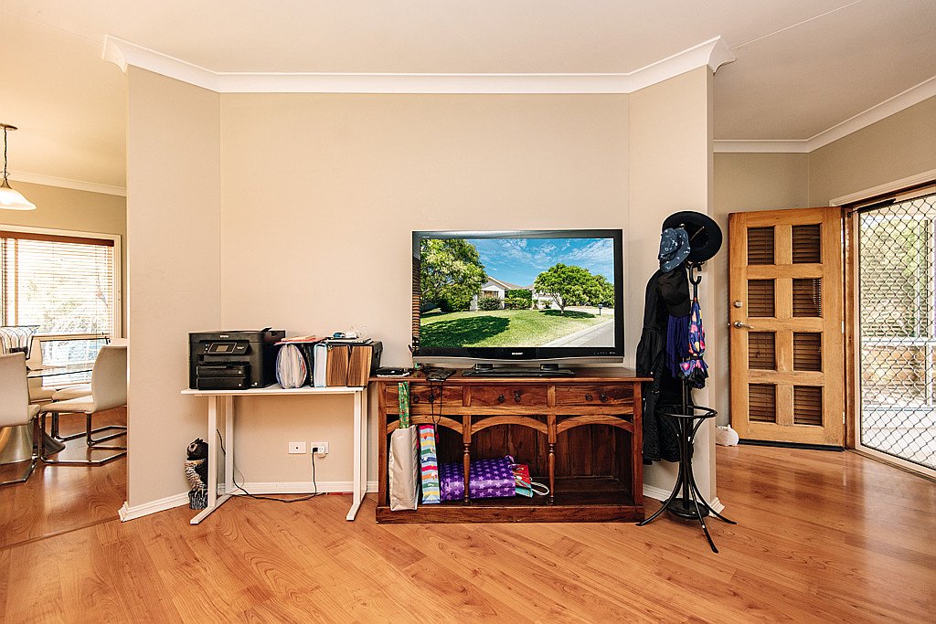 42 Warwick Road TAMWORTH 6