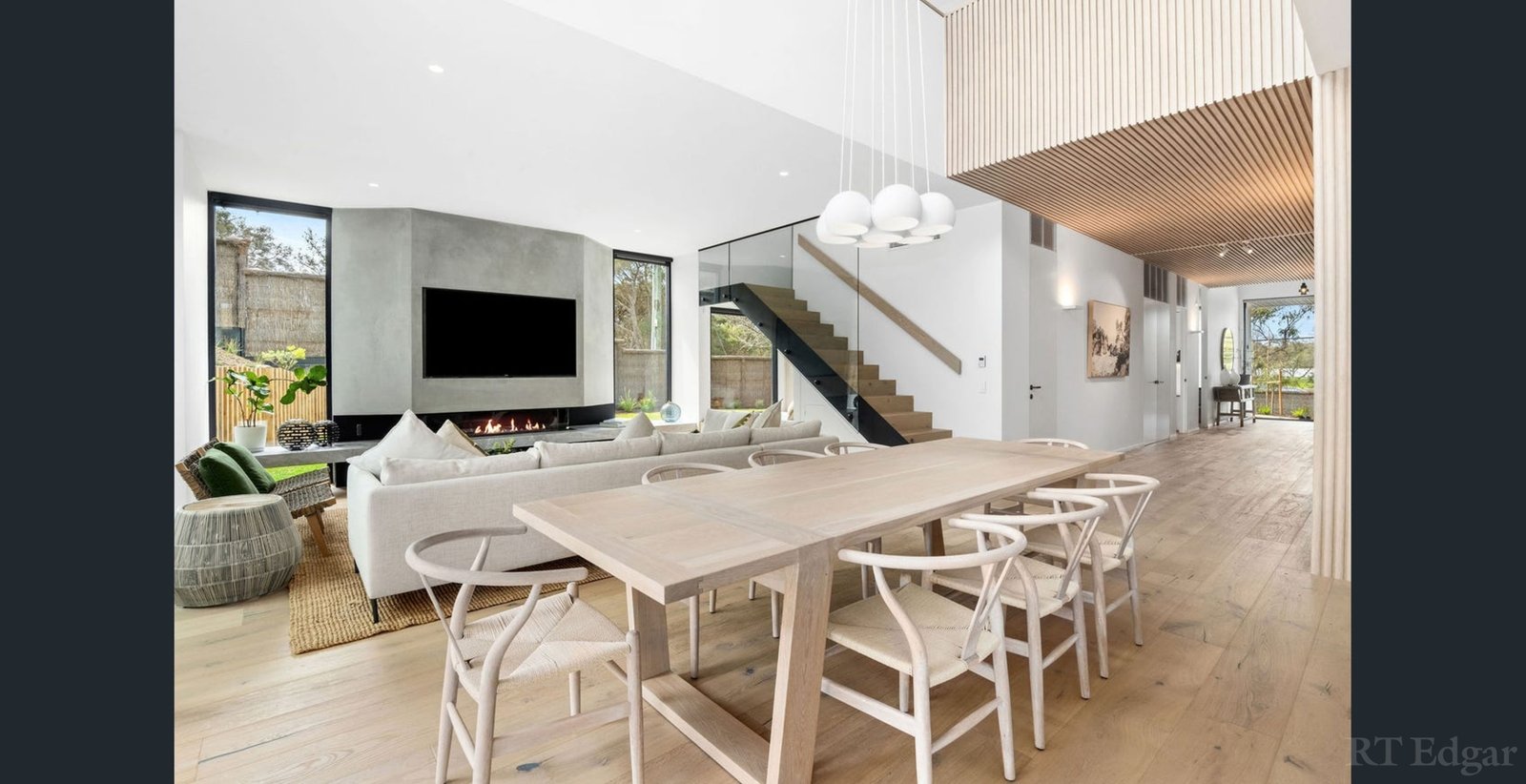 Real Estate and Property in 42 Wattle Grove, Portsea, VIC