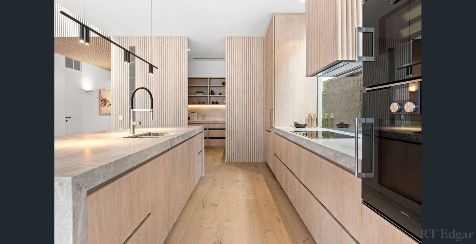 Real Estate and Property in 42 Wattle Grove, Portsea, VIC