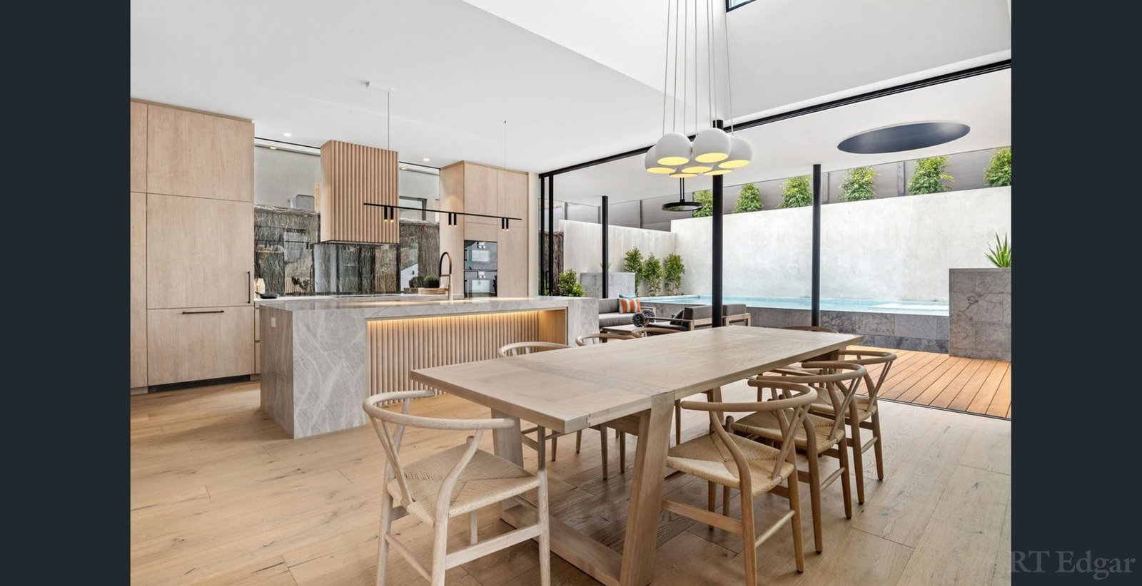 Real Estate and Property in 42 Wattle Grove, Portsea, VIC