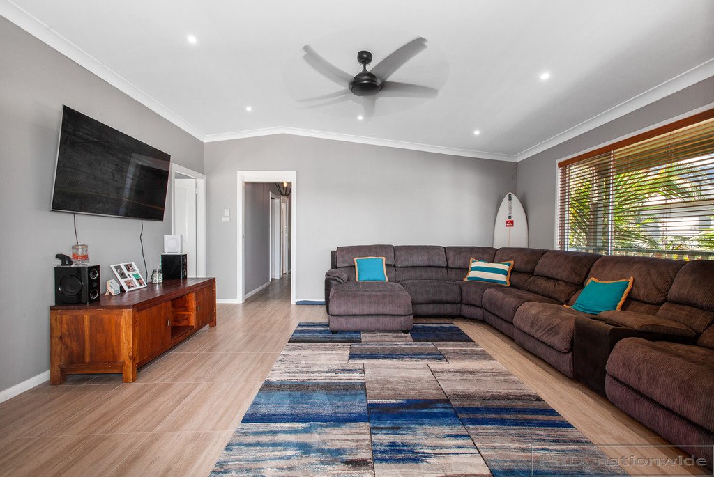 42 Weingartner Avenue TARRO 13