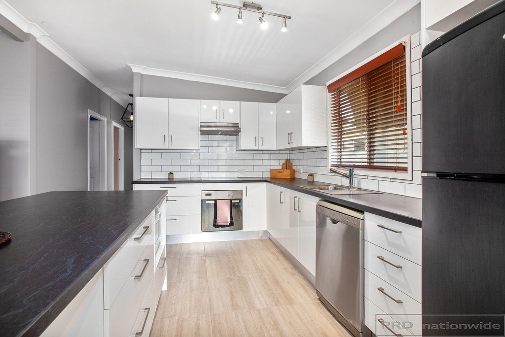 42 Weingartner Avenue TARRO 17