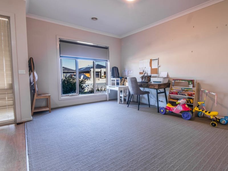 42 Wendouree Drive KIALLA 3